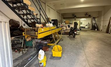 Galpón en  VILLA ADELINA