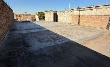 Galpón en  VILLA ADELINA