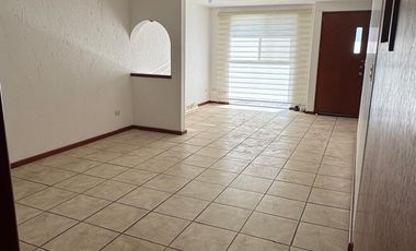 Casa en Venta en zona La Calera en Puebla.