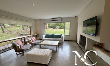 Casa en venta en Costa Esmeralda con gas natural