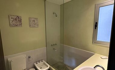 Casa en venta en Costa Esmeralda con gas natural