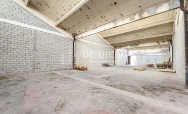 Deposito de 375 m2 en alquiler, dentro de predio con seguridad, Florida Oeste