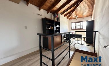 Casa totalmente reciclada a pasos Avenida Calchaquí