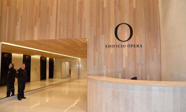 Oficina con 15 privados en Santiago centro