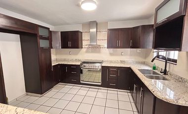 CASA EN RENTA TABASCO 2000 CERCA DEL HOSPITAL ANGELES VILLAHERMOSA TABASCO