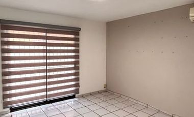 CASA EN RENTA TABASCO 2000 CERCA DEL HOSPITAL ANGELES VILLAHERMOSA TABASCO