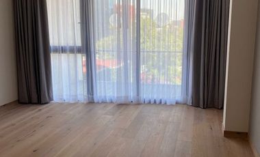 L THE LIMITED Rubén Darío Polanco Miguel Hidalgo Ciudad de México