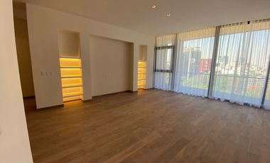 L THE LIMITED Rubén Darío Polanco Miguel Hidalgo Ciudad de México