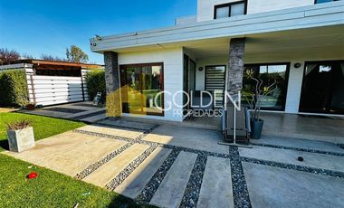 Casa en Venta en Santo Domingo V Región