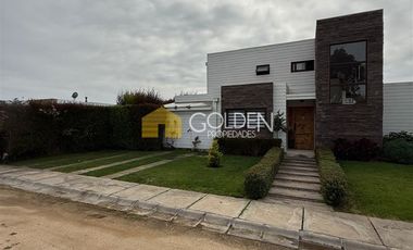 Casa en Venta en Santo Domingo V Región