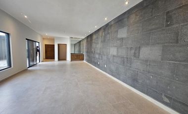 Casa en Venta en Fracc. Viñedos en el exclusivo SECTOR LAS VIÑAS