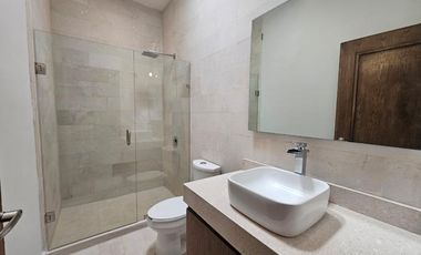 Casa en Venta en Fracc. Viñedos en el exclusivo SECTOR LAS VIÑAS