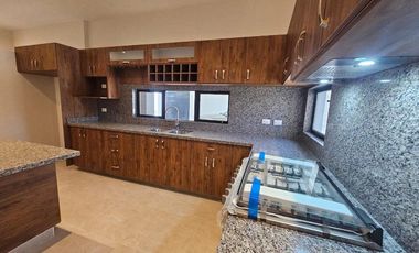 Casa en Venta en Fracc. Viñedos en el exclusivo SECTOR LAS VIÑAS