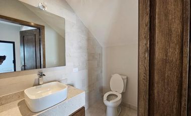 Casa en Venta en Fracc. Viñedos en el exclusivo SECTOR LAS VIÑAS