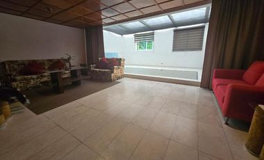 Casa en Venta en Jardines de Satélite, Naucalpan, Estado de México