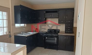 CASA EN RENTA EN MANANTIALES DEL VALLE