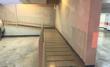 Estacionamiento en Venta en Av. Ricardo Lyon / El Vergel