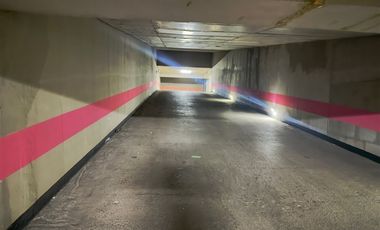 Estacionamiento en Venta en Av. Ricardo Lyon / El Vergel