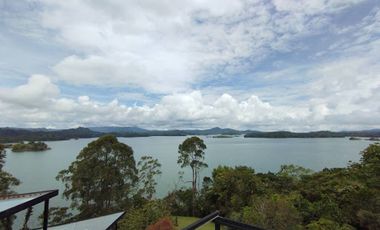 VENTA de APARTAMENTO en GuatapÃ©