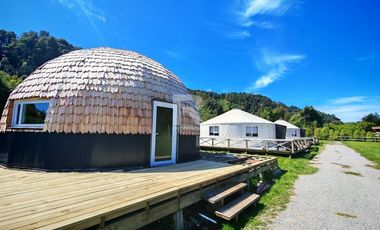 PARCELA CON YURTAS PARA PROYECTO TURÍSTICO EN SECTOR CHAMIZA