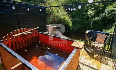 PARCELA CON YURTAS PARA PROYECTO TURÍSTICO EN SECTOR CHAMIZA