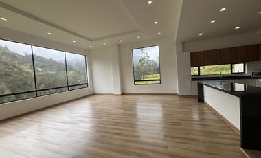 Encantadora Casa Campestre con Vista Panorámica en La Calera