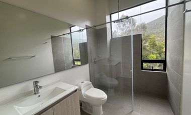 Encantadora Casa Campestre con Vista Panorámica en La Calera