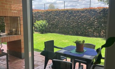 Espectacular casa de 3 niveles en condominio campestre, ubicado en Chia