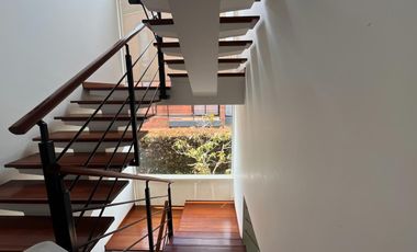 Espectacular casa de 3 niveles en condominio campestre, ubicado en Chia