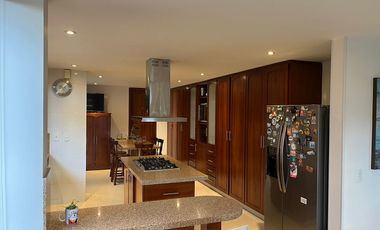 Espectacular casa de 3 niveles en condominio campestre, ubicado en Chia