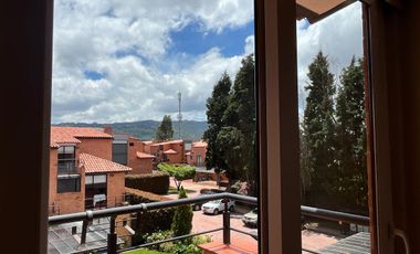 Espectacular casa de 3 niveles en condominio campestre, ubicado en Chia