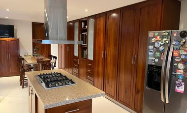 Espectacular casa de 3 niveles en condominio campestre, ubicado en Chia