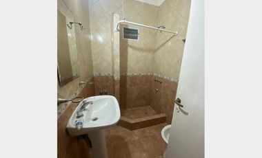 Casa  en Alquiler Villa Luzuriaga / La Matanza (B111 607)