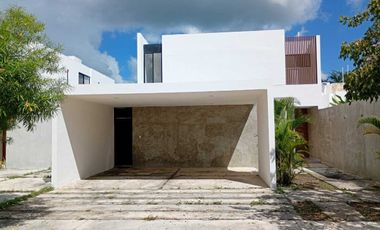 Casa en Renta con Piscina ubicada en Conkal Yucatán