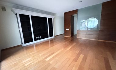 Excelente departamento en renta en Hegel