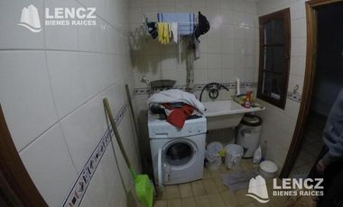 NUEVO PRECIO!!! EXCELENTE CHALET  5 AMB.C/COCHERA, PILETA Y JARDIN. QUILMES OESTE. nuevo precio!