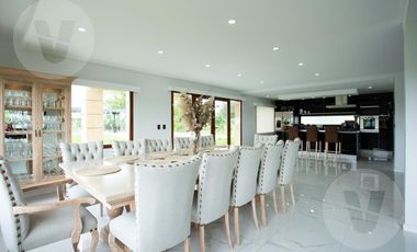 Casa en venta - Barrio Fincas del Alba, Canning