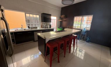 Casa en renta en lomas del rio