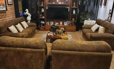 CASA EN URB. CAPELO VALLE DE LOS CHILLOS