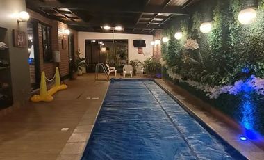 CASA EN URB. CAPELO VALLE DE LOS CHILLOS