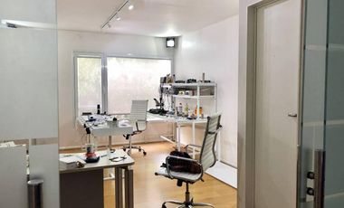 Oficina en venta en el Paseo Paseo Comercial Santa Barbara. Disponibilidad INMEDIATA