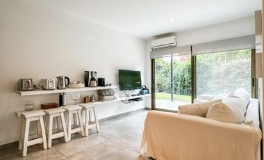 Moderna casa de 3 dormitorios en venta en Country Club Newman