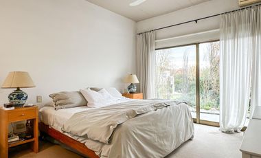 Moderna casa de 3 dormitorios en venta en Country Club Newman