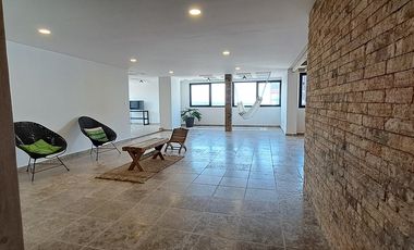 Departamento amplios espacios y remodelado a estrenar