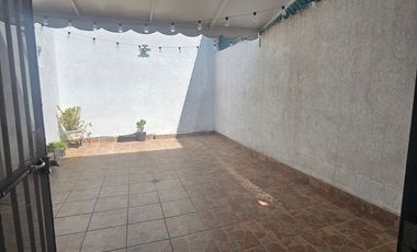 Casa en el Fresno cerca de Mariano Otero