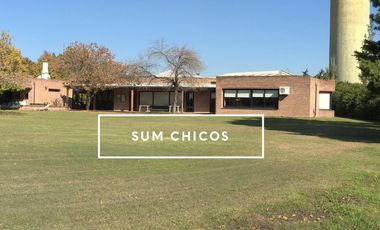 Newman II, casa venta, restaurada a nuevo, 8 amb con gran lote y pileta