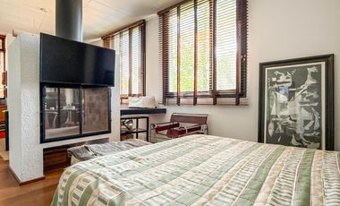 Newman II, casa venta, restaurada a nuevo, 8 amb con gran lote y pileta