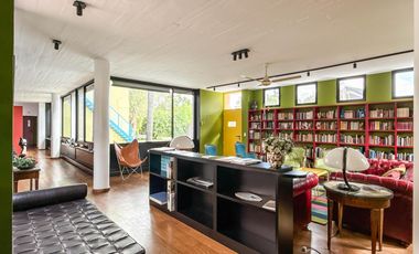 Newman II, casa venta, restaurada a nuevo, 8 amb con gran lote y pileta