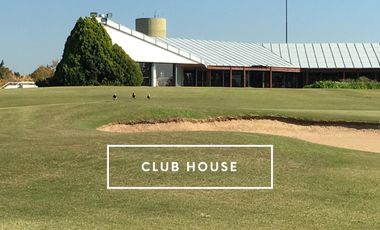 Newman II, casa venta, restaurada a nuevo, 8 amb con gran lote y pileta