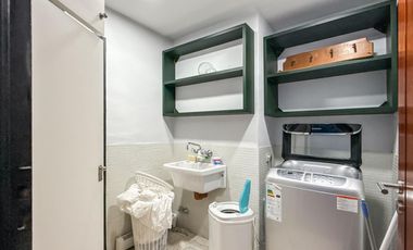 Newman II, casa venta, restaurada a nuevo, 8 amb con gran lote y pileta